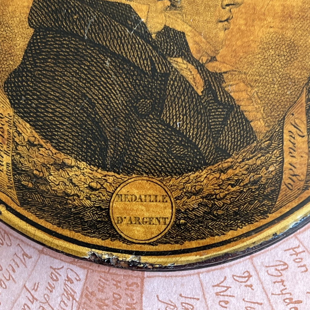 Rare Snuff Box Papier Mache Double Sided Blon Cloth Factory Vaudry France C 1819