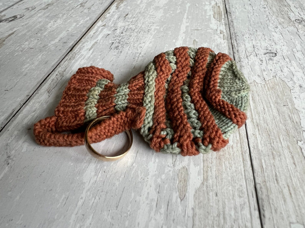 Antique 19th Century Knitted Pence Jug Purse with Hallmarked Gold Wedding Ring Circa 1800s