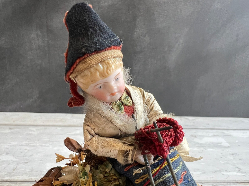 Antique Pen Wipe Knitting Doll In Glass Dome Circa 1860s