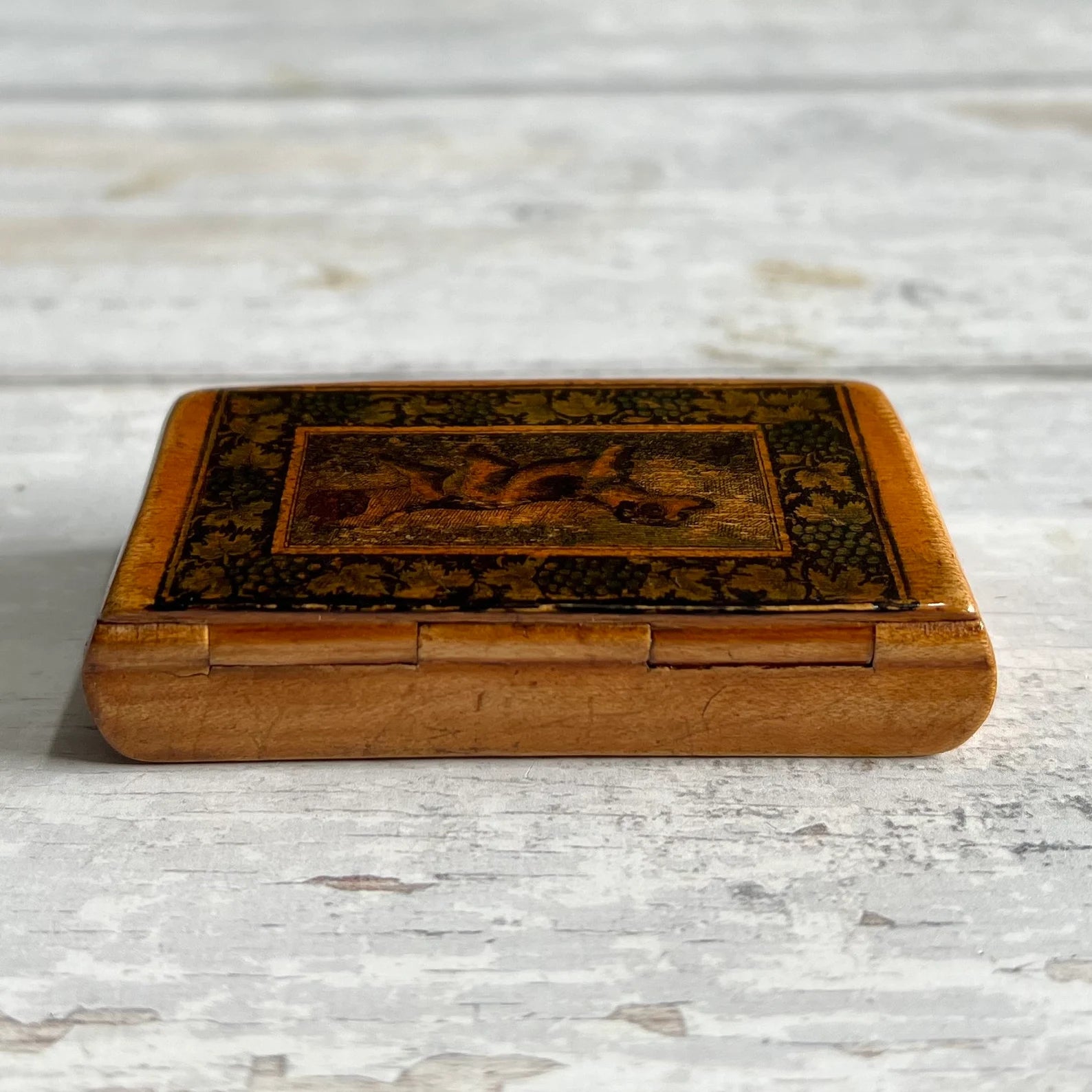 19th Century Small Dog Snuff Box Scottish Mauchline Ware C 1850
