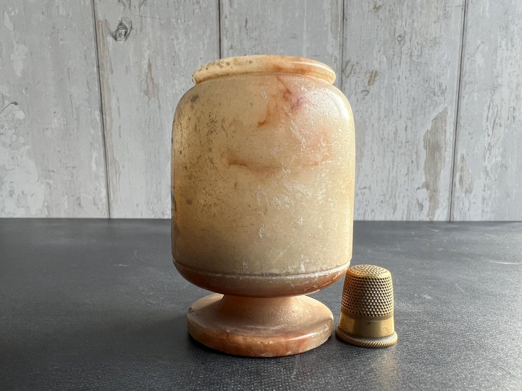 Victorian Alabaster Peep Egg Matlock Bath Souvenir Optical Toy