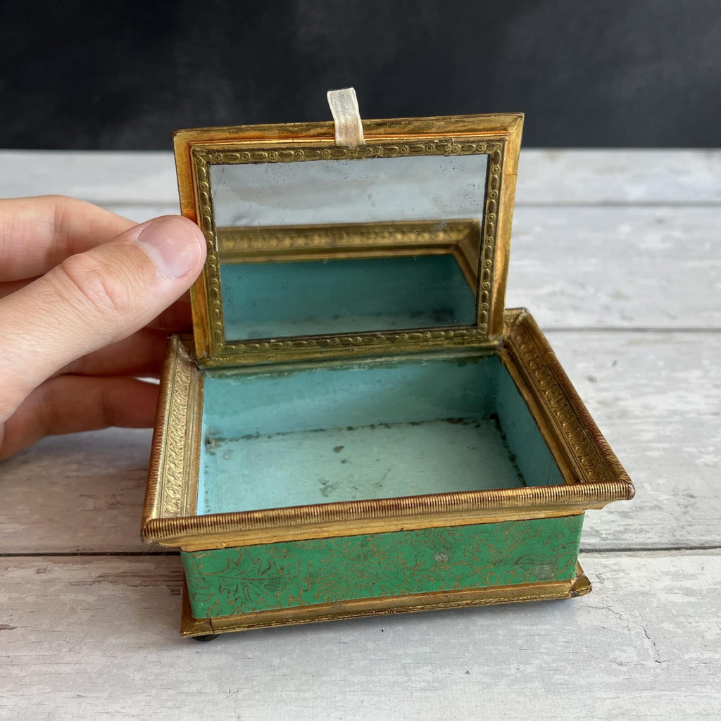 Antique Georgian Bonbon Box Hand Coloured Couple & Dog Scene C 1820