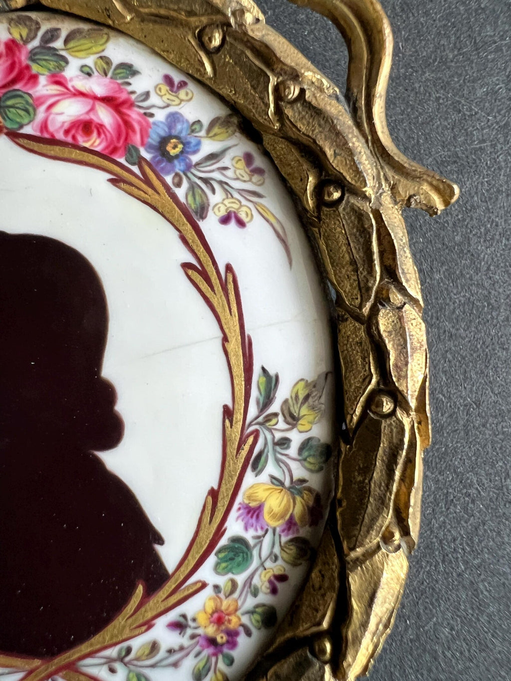18th Century Enamel Silhouette Portrait, Gilt Ormolu Frame (Dolls House Size)