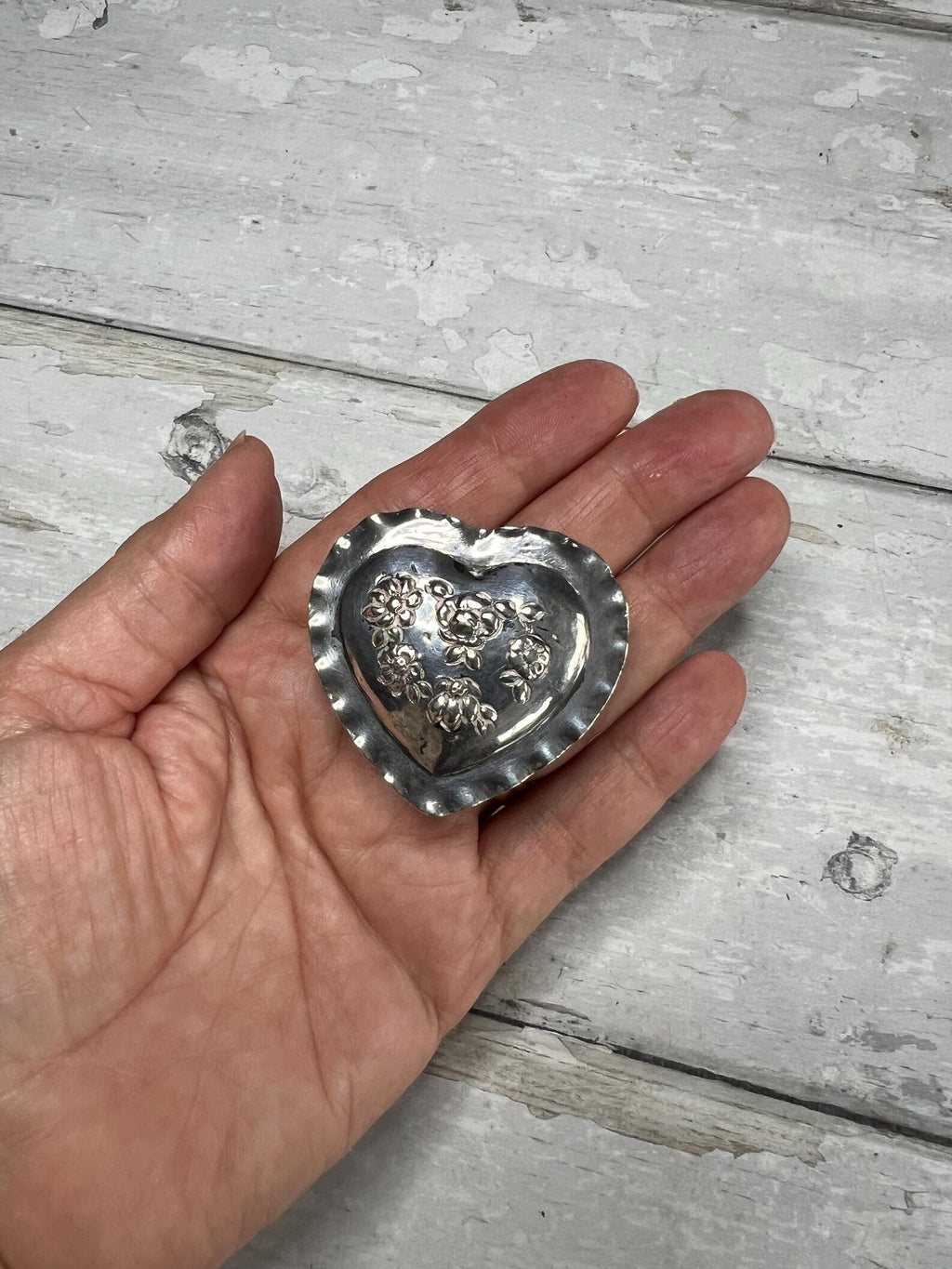 Antique Christmas 1904 800 Sterling Silver Love Heart Box Tiny Romantic