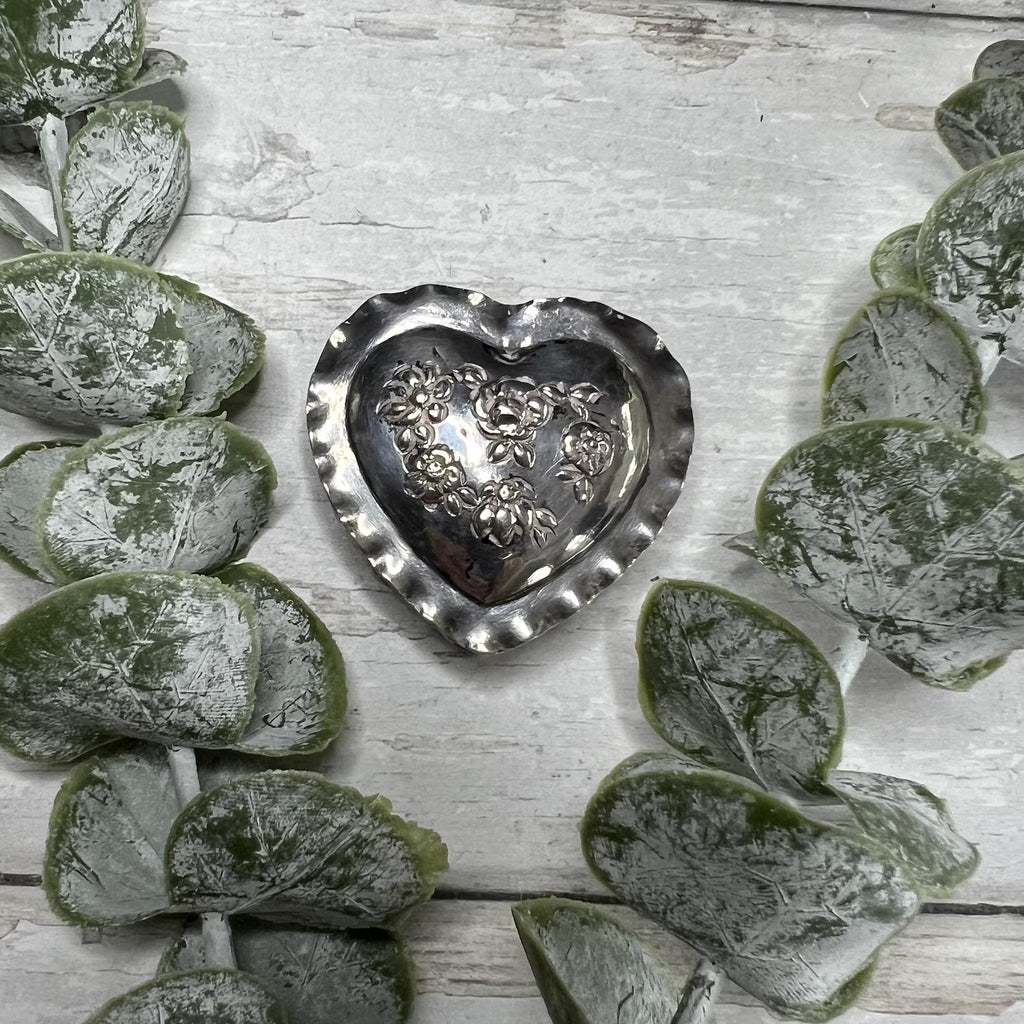 Antique Christmas 1904 800 Sterling Silver Love Heart Box Tiny Romantic