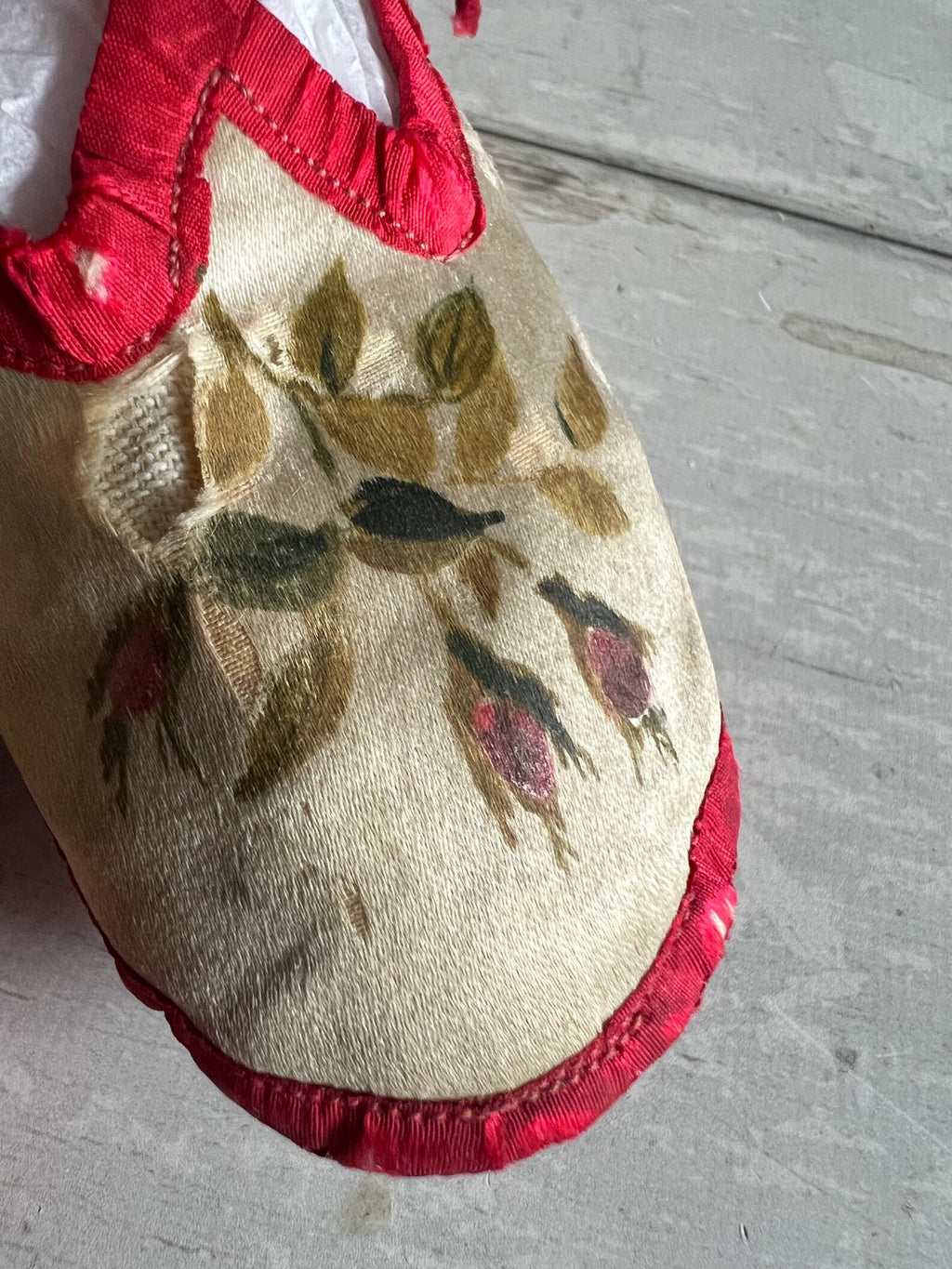 Antique Victorian Silk Baby Shoes Hand Painted Roses C 1880 AF