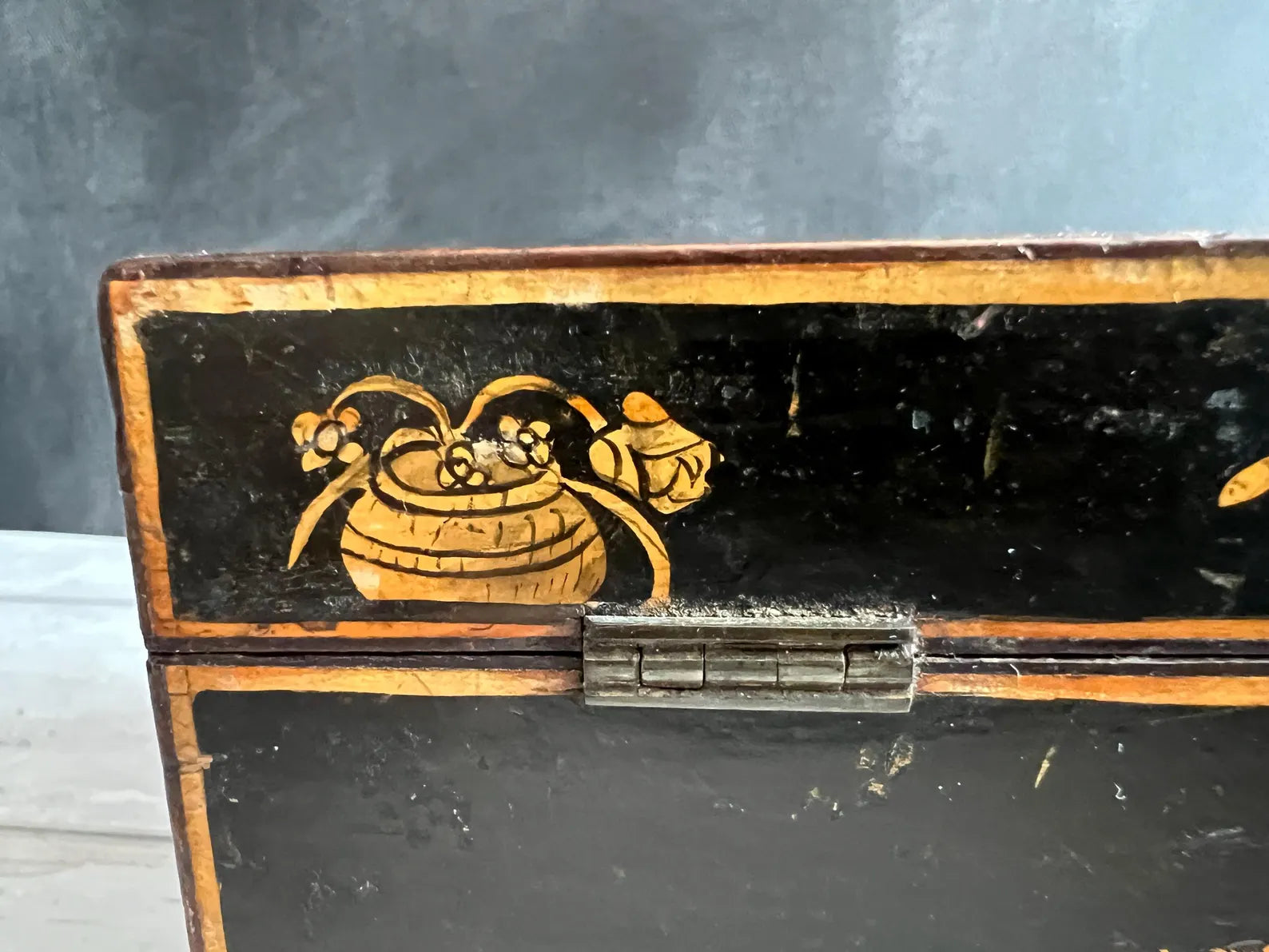 Regency Penwork Box Chinoiserie Lacquered Scene English C 1820