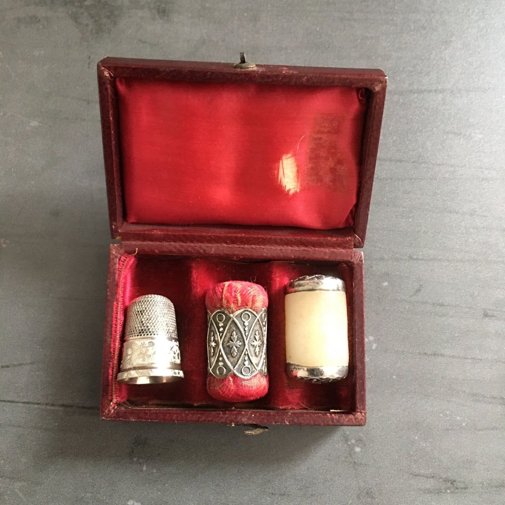 Antique Georgian Sewing Etui Sterling Silver Thimble Pin Cushion Waxer 1830s