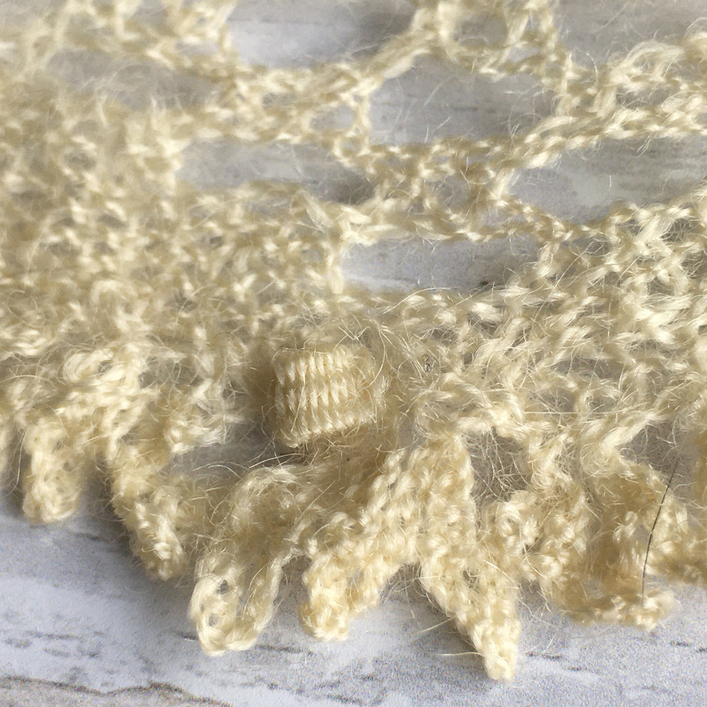 Antique Yak Wool Bobbin Lace Flounce 8 Ft 1 Circa 1870 AF