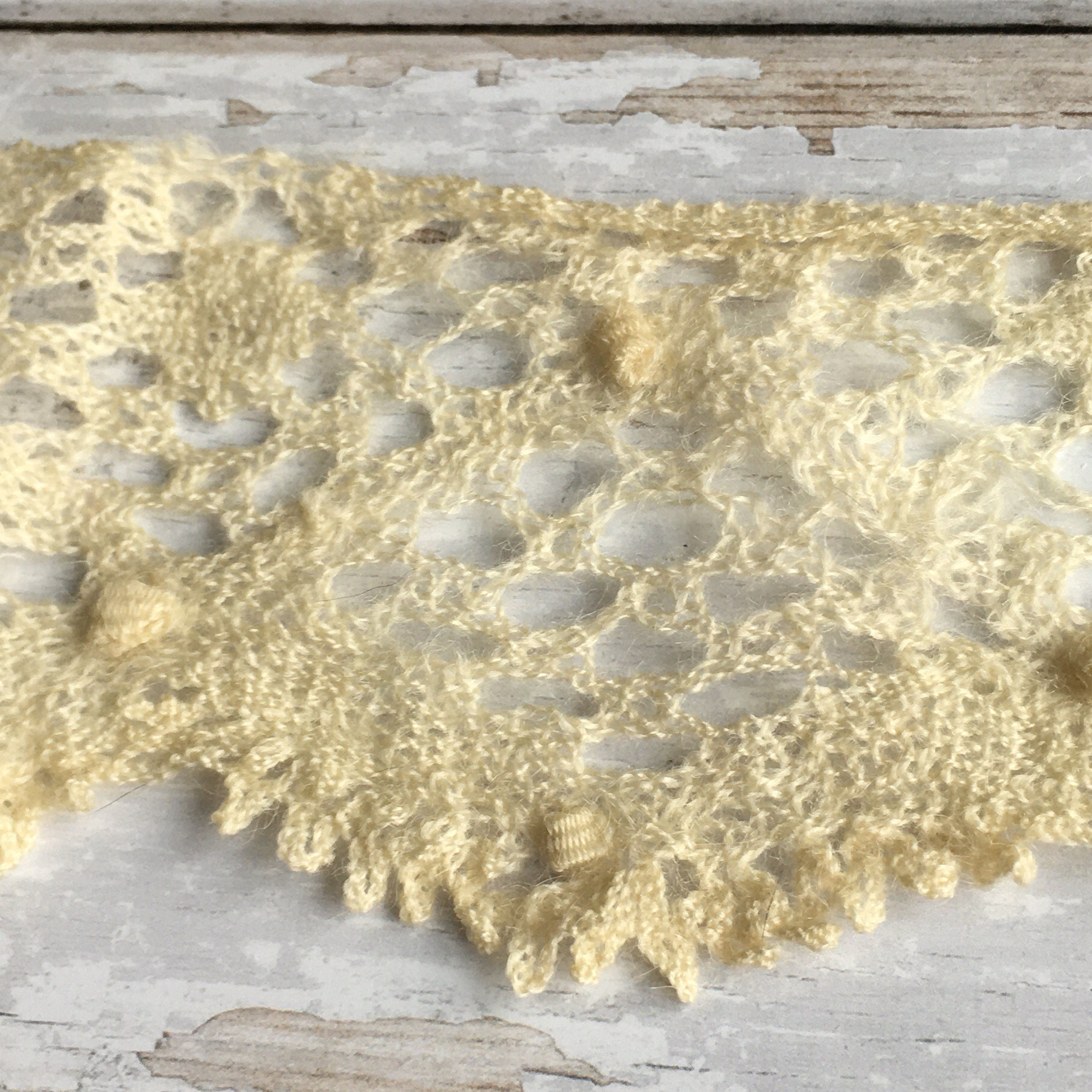 Antique Yak Wool Bobbin Lace Flounce 8 Ft 1 Circa 1870 AF
