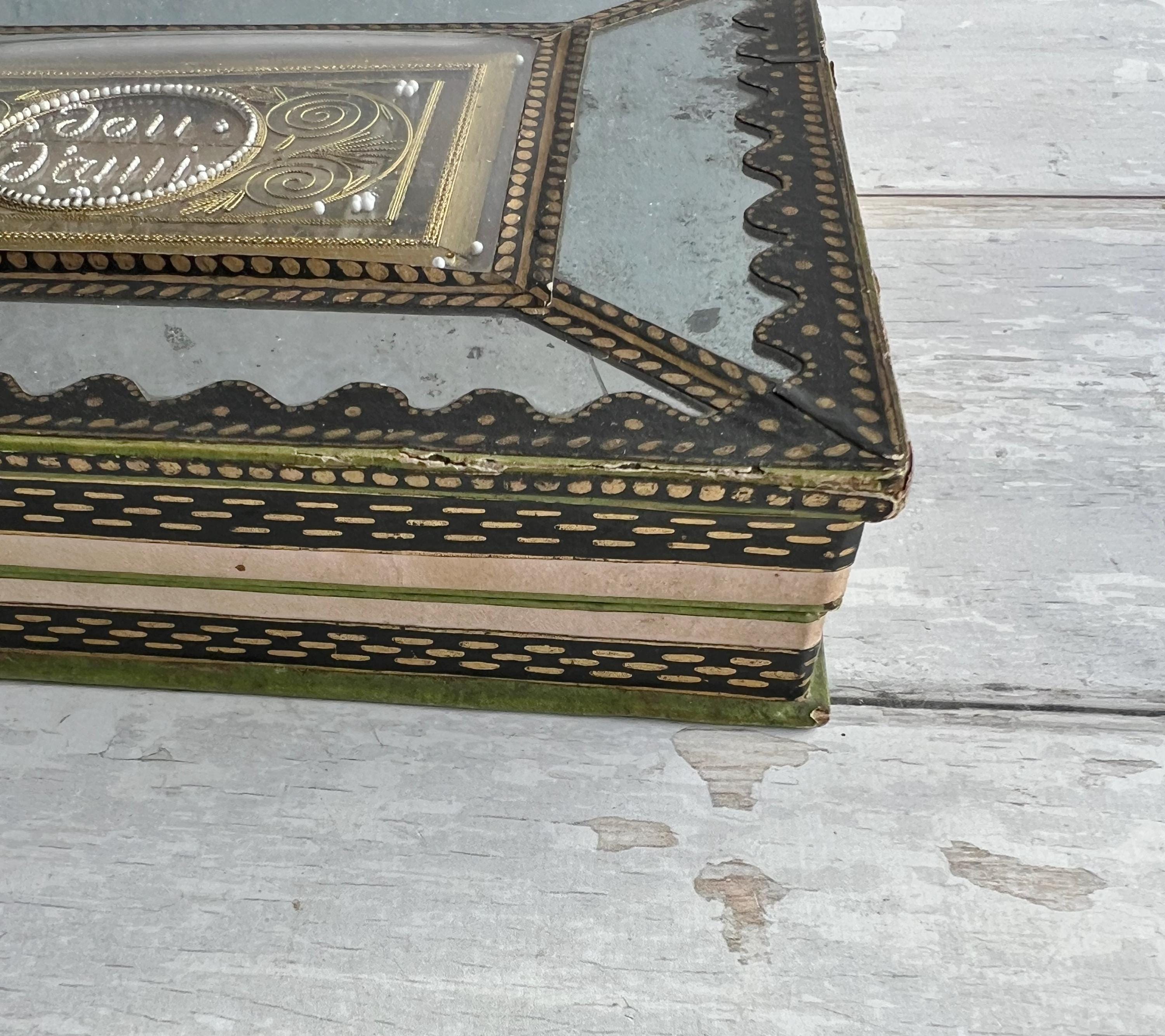 19th Century Bonbon Box Dragee Box Mirrored Beaded Wire Work C 1820
