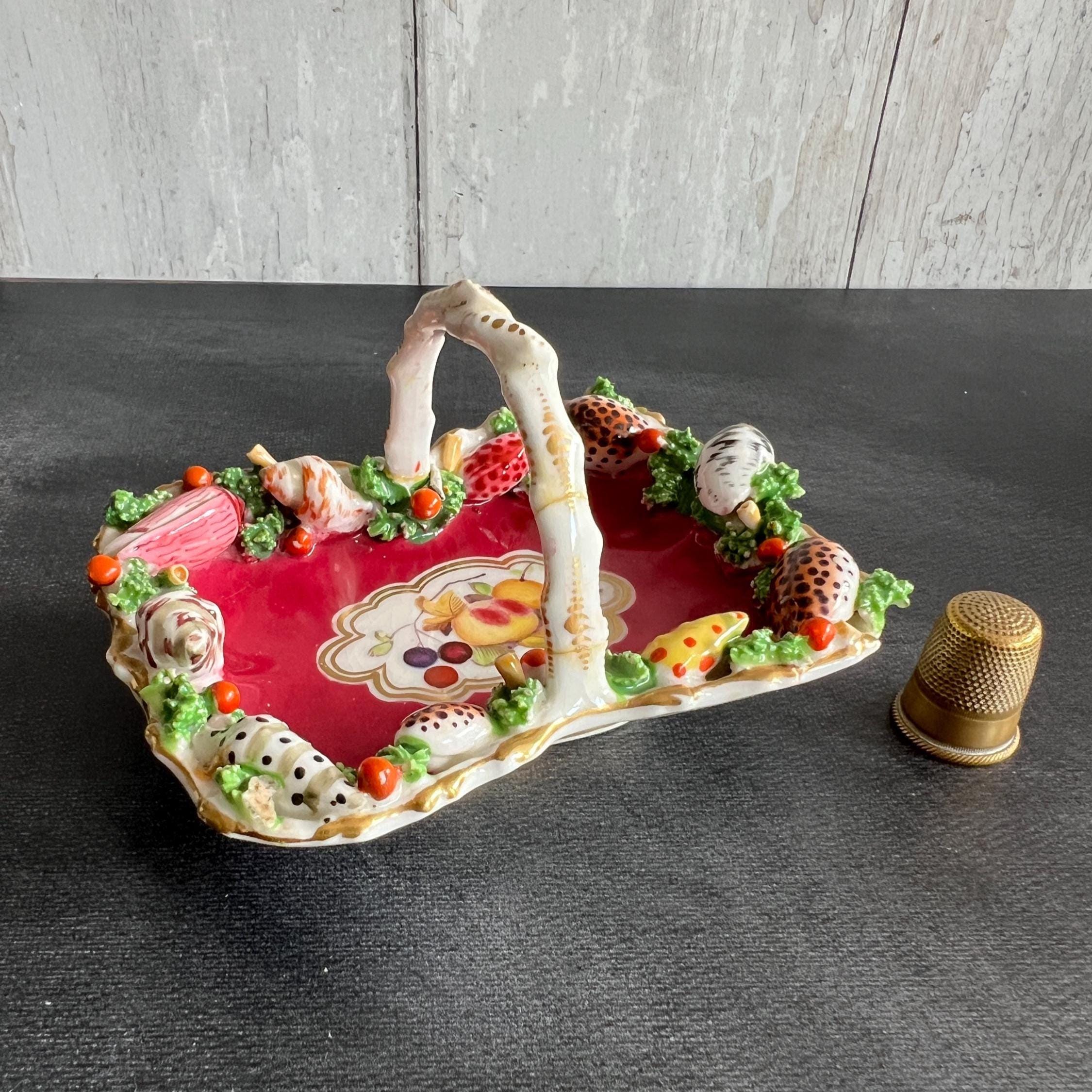 Chamberlain’s Worcester Miniature Basket Containing Seashell Shells and Fruit English Circa 1820 AF