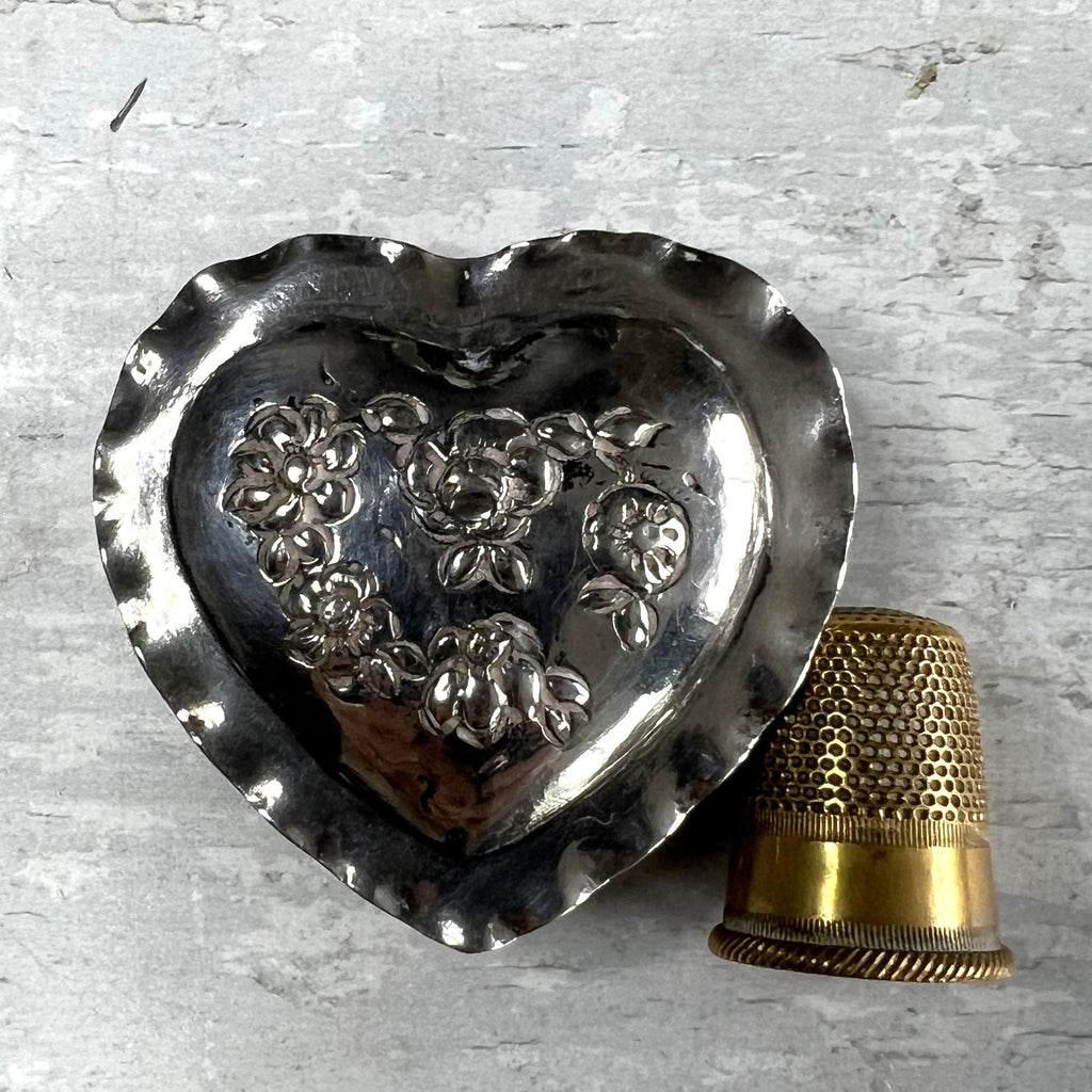Antique Christmas 1904 800 Sterling Silver Love Heart Box Tiny Romantic