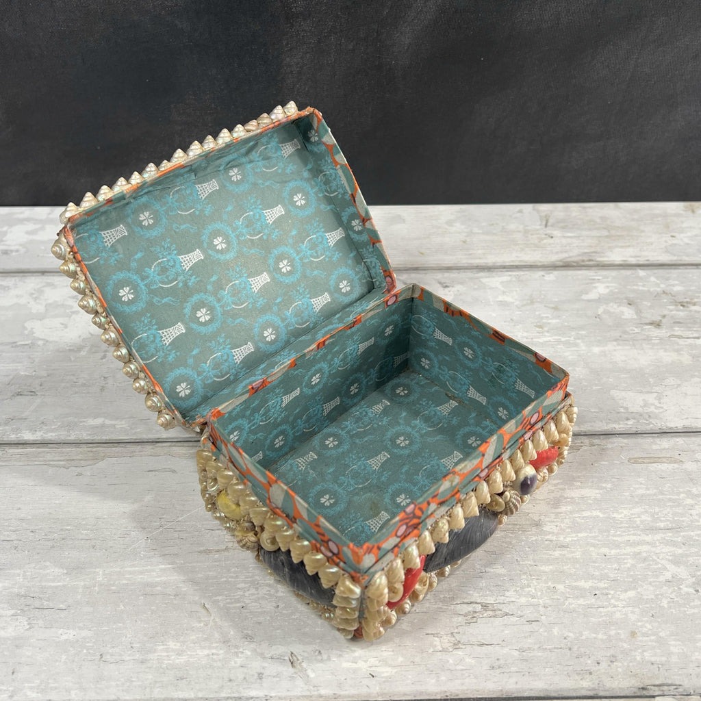 Victorian Sea Shell Trinket Box Shell Work C 1900