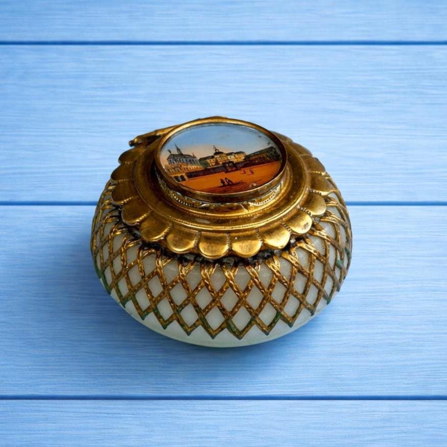 Antique Palais Royal Miniature White Opaline Round Box Palais de Justice Paris C 1840 AF