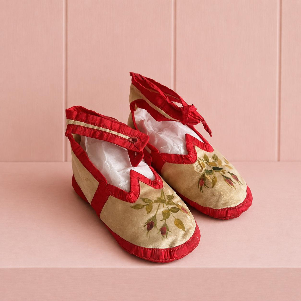 Antique Victorian Silk Baby Shoes Hand Painted Roses C 1880 AF