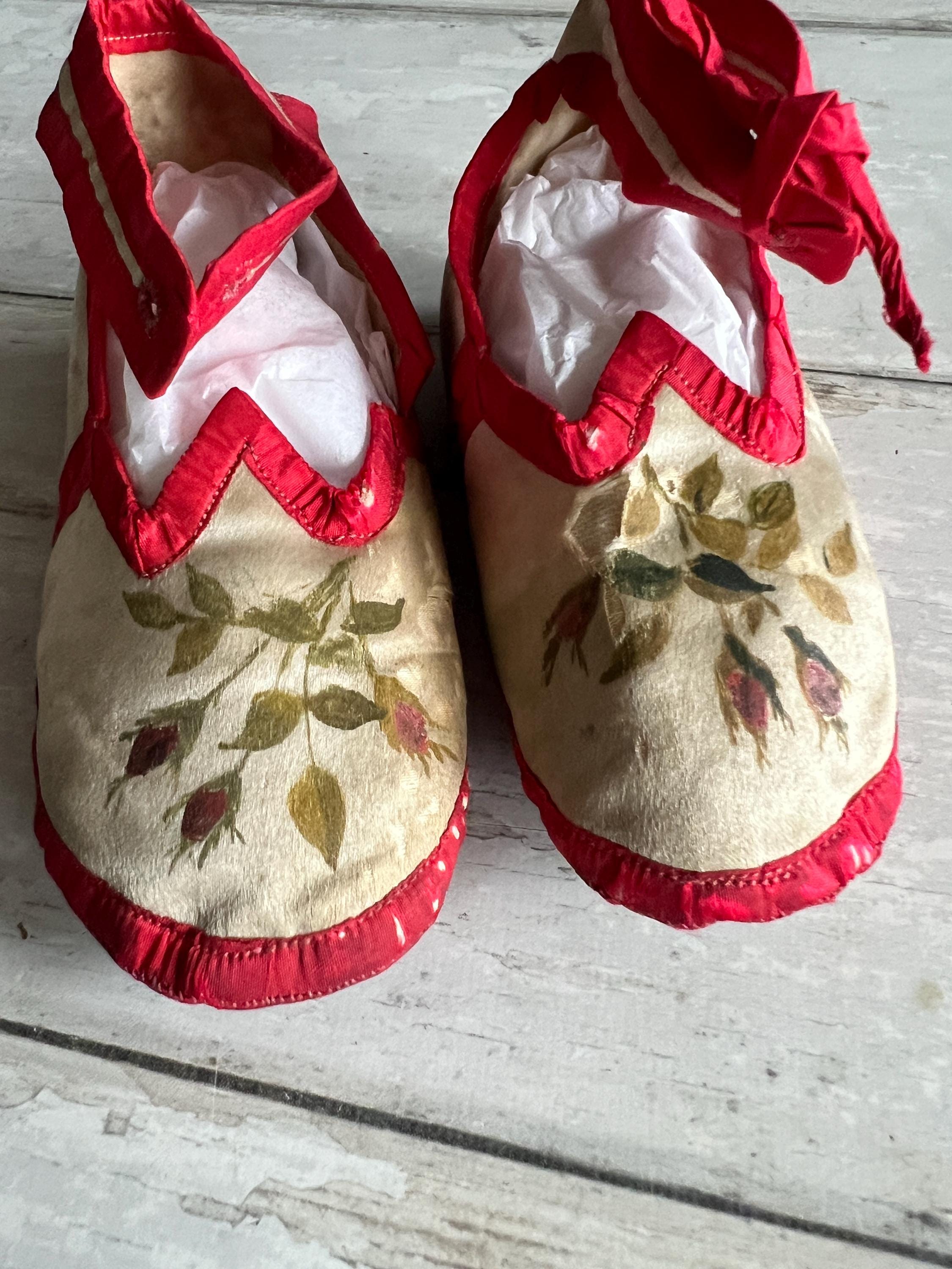 Antique Victorian Silk Baby Shoes Hand Painted Roses C 1880 AF